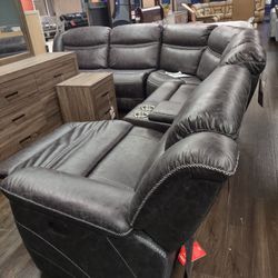 New 6 Pc  Sectional Sofa 