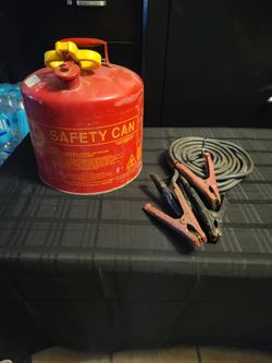 Gas can & Heavy duty Jumper Cables