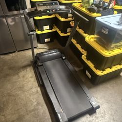 Treadmill 