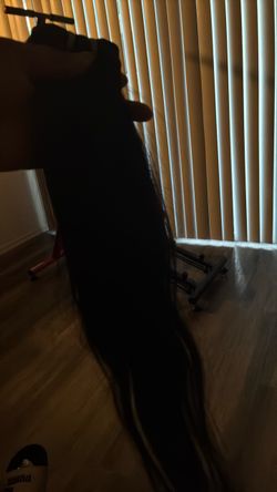 Human hair bundles store closing