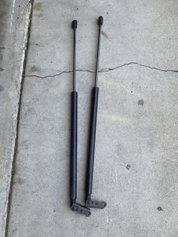Rear door (trunk) Shocks for toyota sienna 2004 to 2006