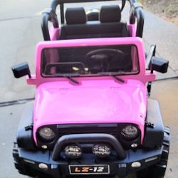 Kids Ride-On 12V Jeep Defender - Pink
