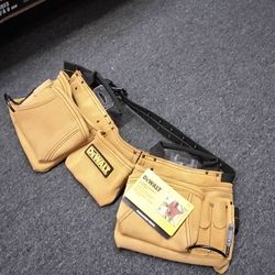 DEWALT 12 - POCKET CARPENTER'S SUEDE APRON 