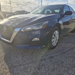 2020 Nissan Altima From $ 1,490 Down 