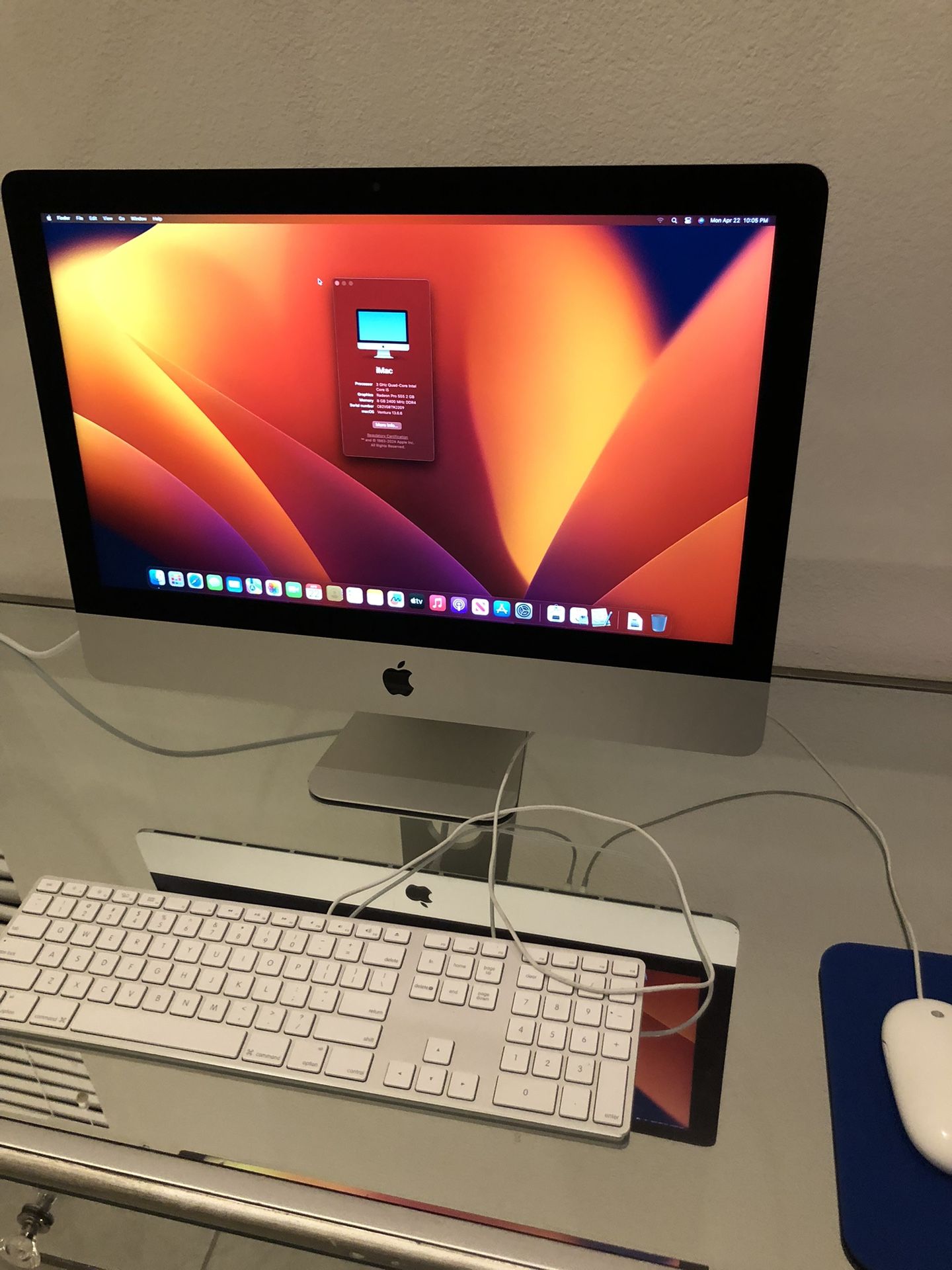 Apple iMac 21.5 “ Display 