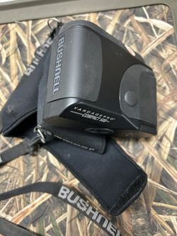 Rangefinder Bushnell 600 Compact Pro