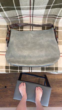 Elegant Gray Leather Shoulder Bag