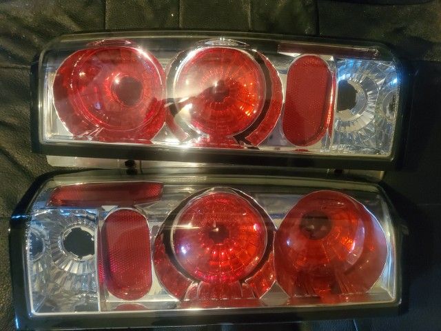 Gmc Or Chevy Astro Tail Light