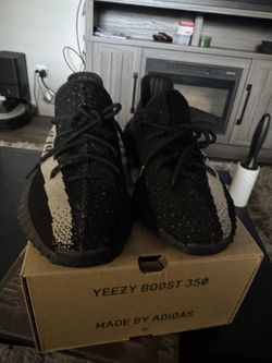 Yeezy 350 “Oreo”
