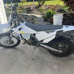 2022Husqvarna 250 i