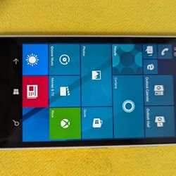 Microsoft Windows Phone Lumia 640 LTE in Excellent Condition  work On T-Mobile Network 