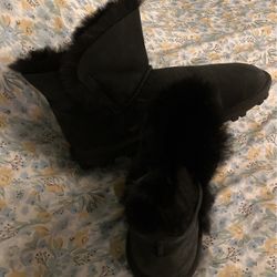 Women’s Shearling Boots Size 10