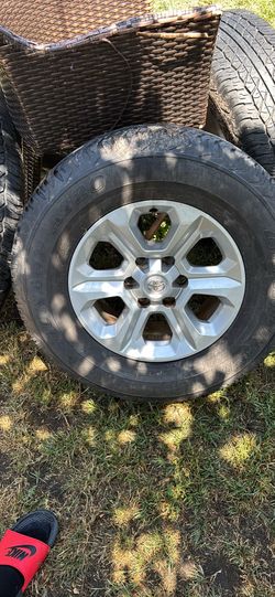 Toyota Rim & Tire