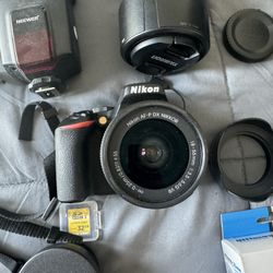 Nikon D3500 Camera (DSLR)