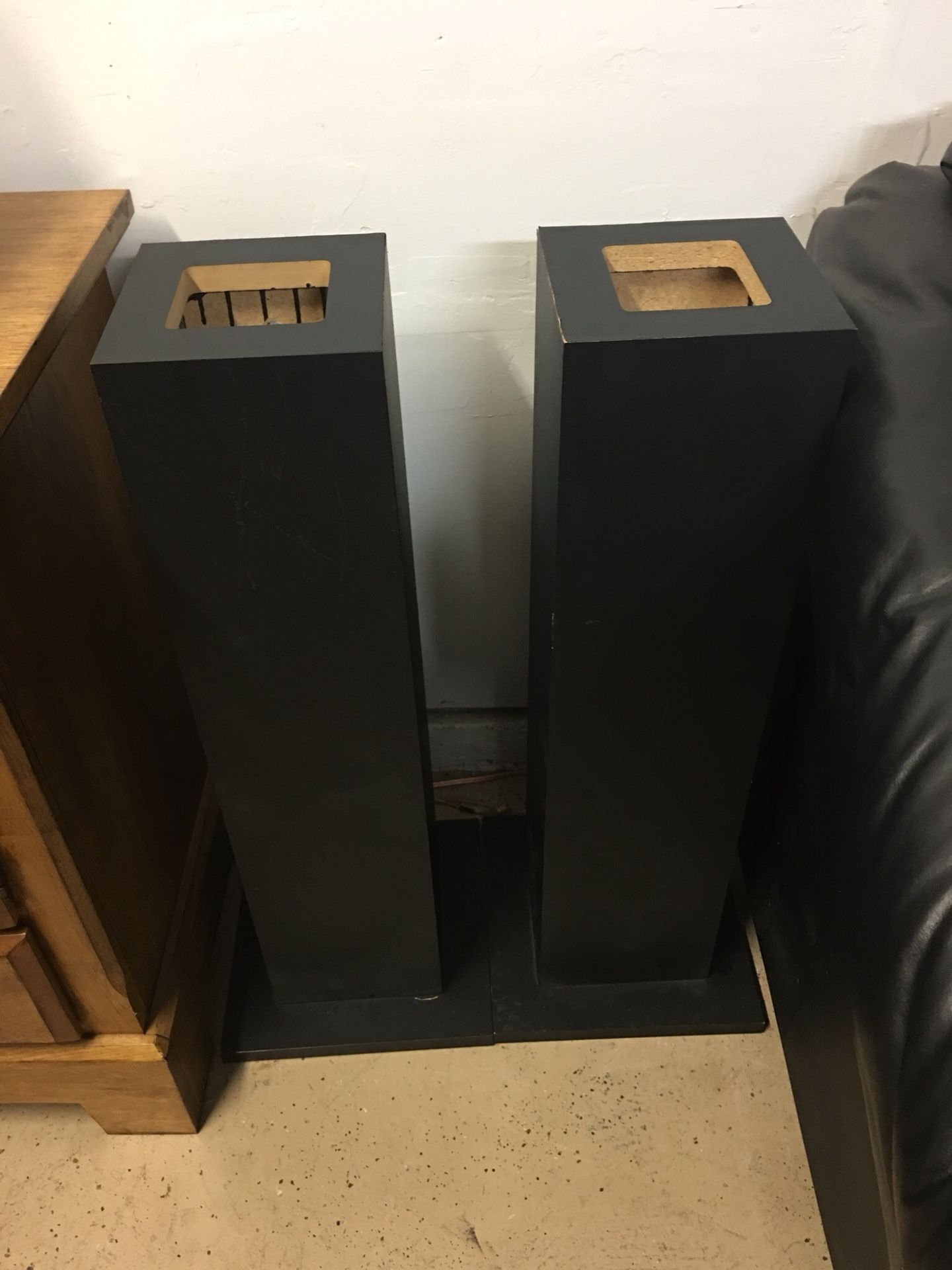 M&k Lcr 750 thx mkii speakers,fronts and center with stands