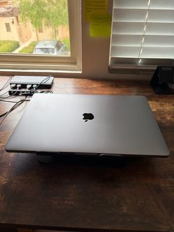 MacBook Pro - 15” - 16GB - 2018