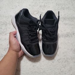Air jordan 11 space jam