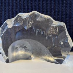 Paperweight Lead Crystal Mats Johansson Sweden Baby Seal 3x 4”