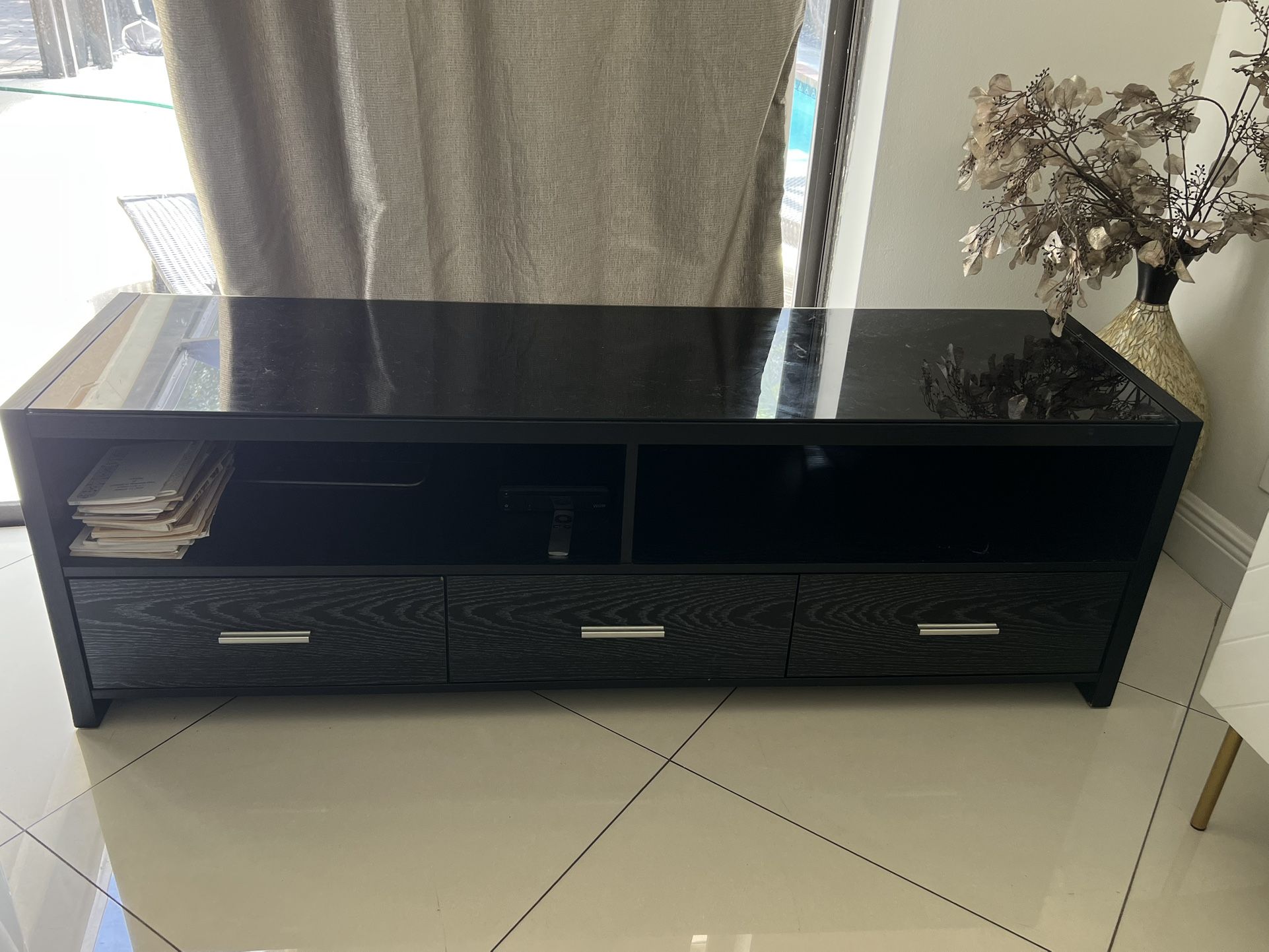 Tv Stand Entertainment Center Great Condtion $119