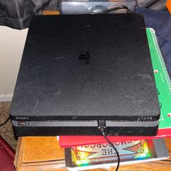 PS4 Slim With Controller & Cords 