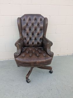 Brown Leather Chesterfield Tufted Executive Office Chair