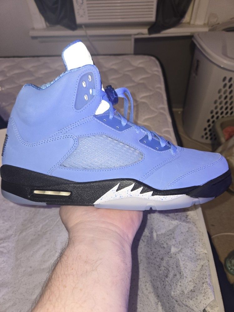 Air Jordan 5s UNC Blue Retros Size 13 New In Box