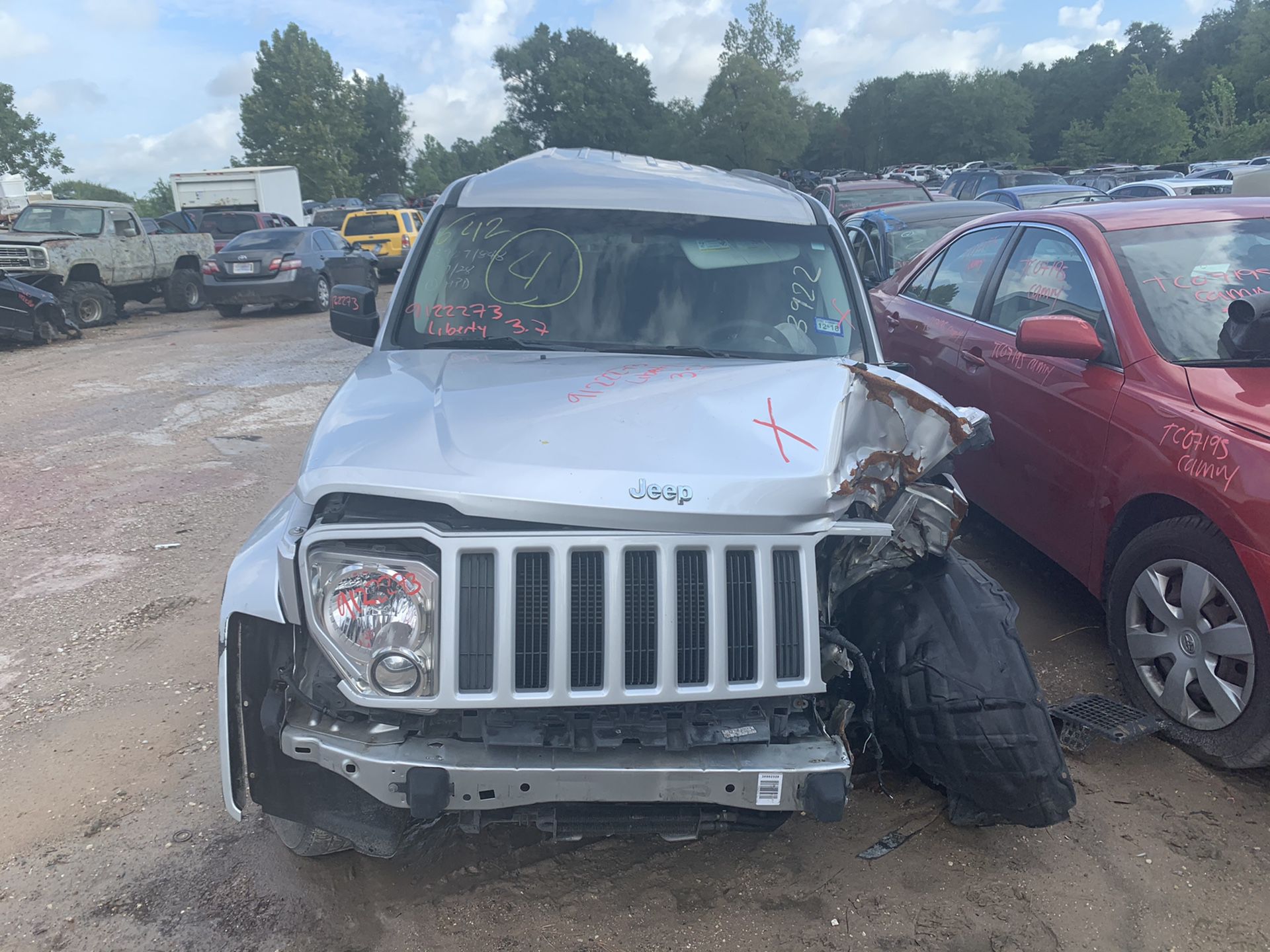 2012 Jeep Liberty 3.7 Engine - For Parts