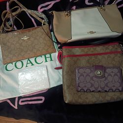 Coach bag bundle 3 bags And wallet excellent and new condition! 125$