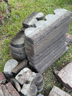 FREE Landscape Blocks / Pavers – Must Take All