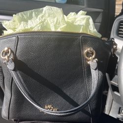 Coach Purse/SACRIFICE SELL