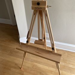 Artists Easel 