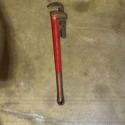 Pipe Wrench 36”