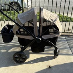 Graco  Ready2roll  Stroller Wagon 