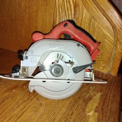 Milwaukee Cordless 18 Volt Circular Saw Without The Battery