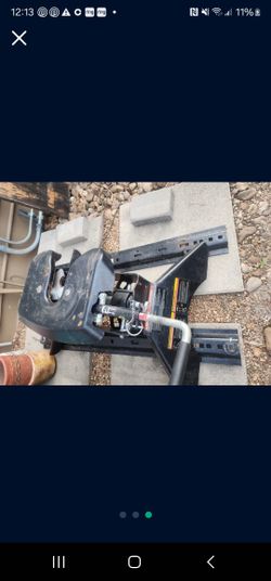 Curt 20 Fifth Wheel Hitch