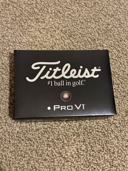 Titleist ProV1 Left Dot NEW