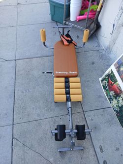 Adjustable Back Stretch Bench for Spinal Decompression, Neck and Back Pain Relief, Portable Traction Therapy