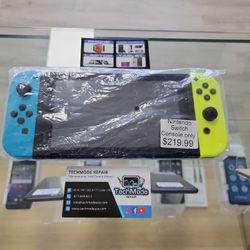 Nintendo Switch Console
