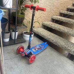 Kids Spider-Man scooter