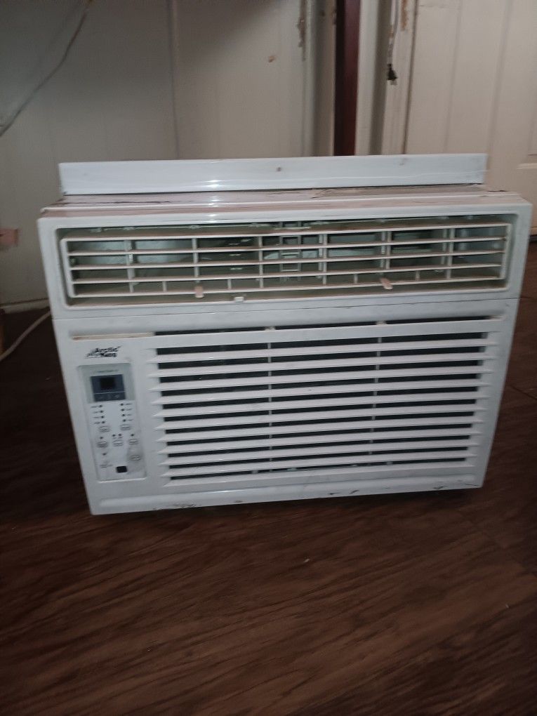 ❄️❄️Window AC Unit 12000 btu ❄️❄️