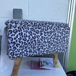 Bebe Makeup Vanity Storage Stool 