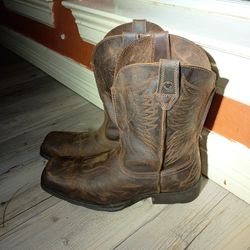 Ariat 11.5 D Square Toe Boots 