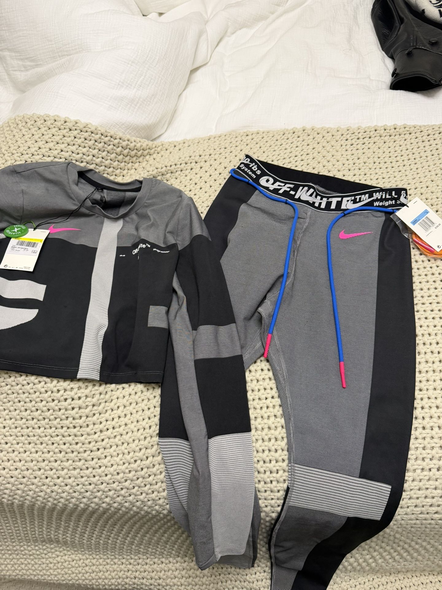 Off White Leggings & Shirt