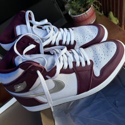 Jordan 1 Bordeaux