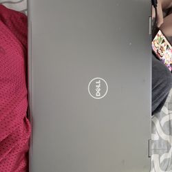 Dell Inspiron 17 7000 Series 2-in-1 laptop