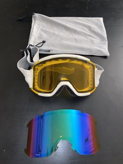 SMITH SNOWBOARD GOGGLES