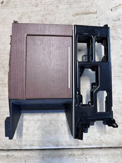 22-26 tundra 1794 Center Console