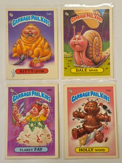 (4) VINTAGE 1986 TOPPS. GARBAGE PAIL KIDS. TRADING CARDS STICKERS LOT.