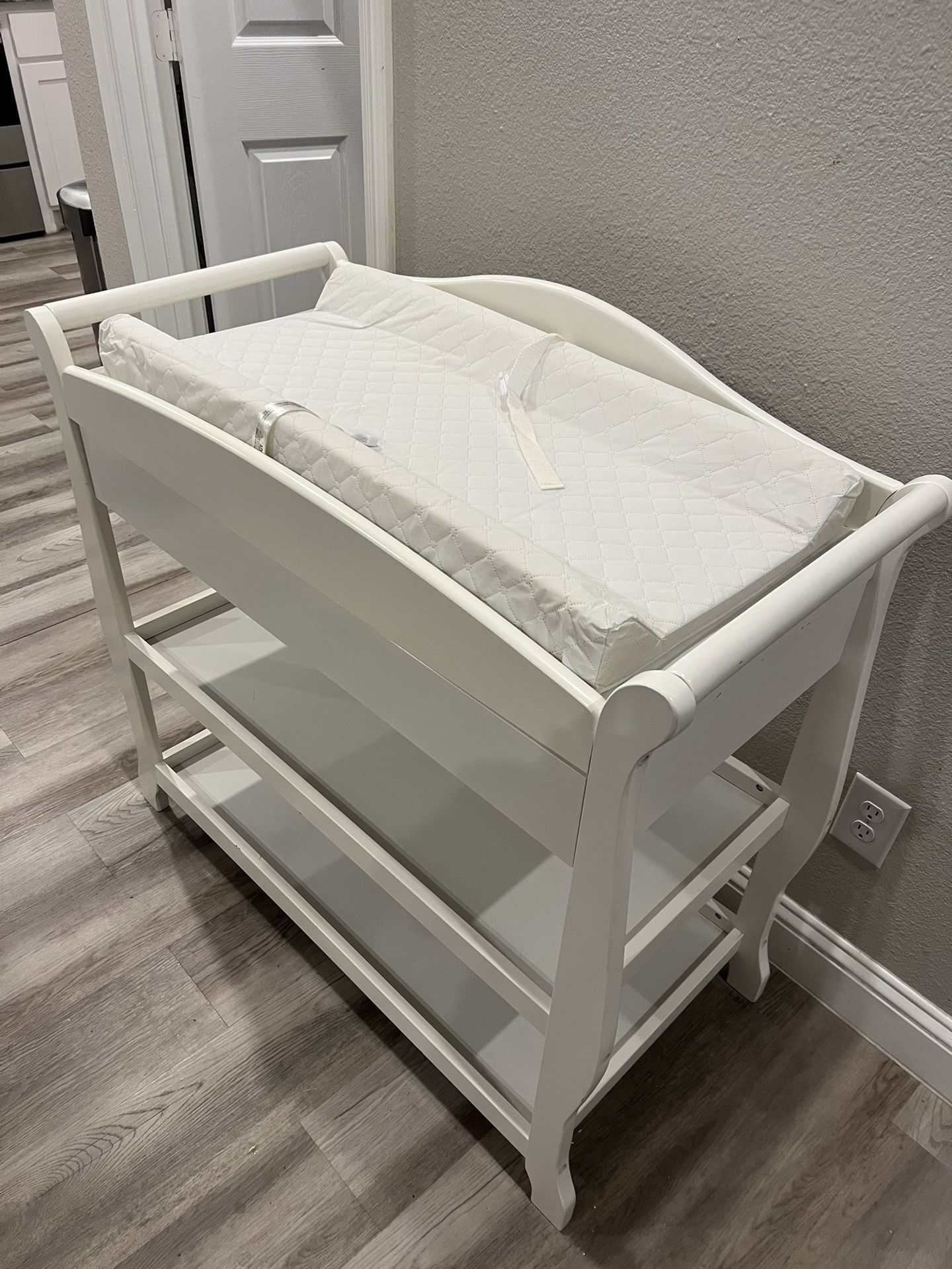 Changing Table For Baby’s