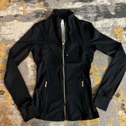 Lululemon 